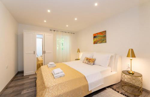 LA MARLENA - Photo 35