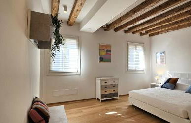 Small Villa with private Garden - Foto 27