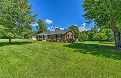 Charming Retreat on 5 Acres with Deck and Grill! - Photo 27