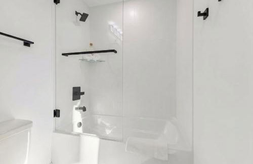 Hot Tub Poker Pool Table & Rooftop City MLS View - Foto 39