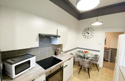 2B Redcliffe - NEW Spacious 2 Bed Family Apartment - Foto 18