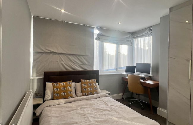 West London Star Aparthotel - Photo 3