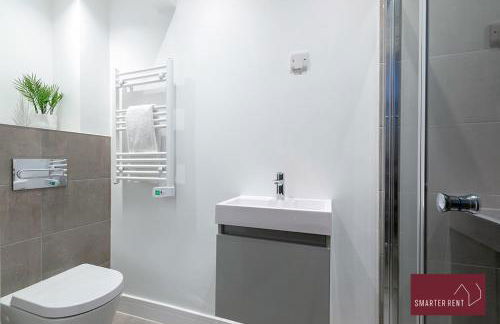 Wokingham - 2 Bedroom Ground Floor Flat - Foto 17