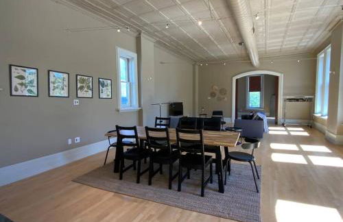 Modern Vintage Vibe Condo - Foto 5