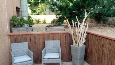 Appartement calme dans villa, piscine et spa et mer - Foto 2, Garden