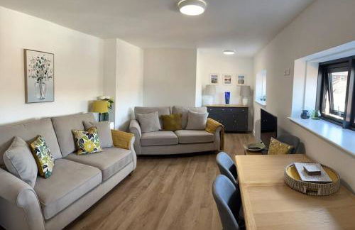 No5 at 53 - 2 bed apartment in Leek, Staffs Peak District - Photo 1