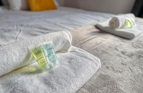 2 Bedroom Bungalow with Garden and Parking - Foto 18