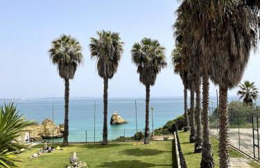 NOVO! Apartamento junto à praia com piscina - Foto 13