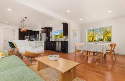 Cozy & Spacious 3BR2BA Home Near I-5 - Foto 2