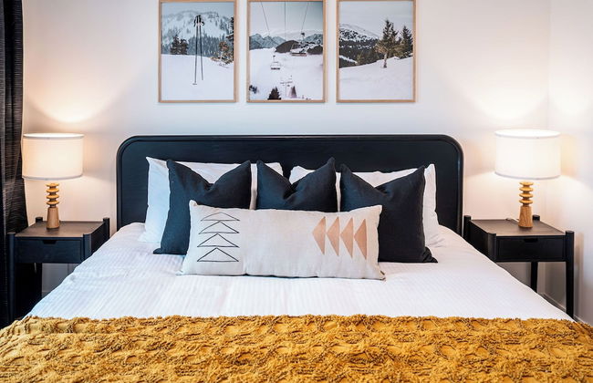 The Selkirk House by Revelstoke Vacations - Photo 8