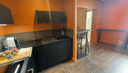 Gîte de Charme à Avoine avec Spa Privé et Jardin - FR-1-381-621 - Photo 5