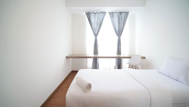 Minimalist And Restful 2Br At Grand Sungkono Lagoon Apartment - Foto 5, Habitación