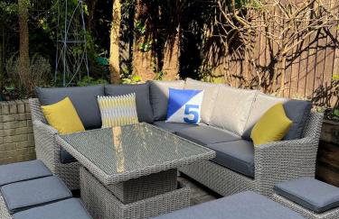 Luxury Villa with Beach Hut and Hot Tub - Photo 38