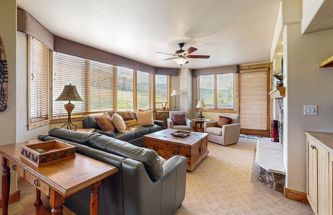 Torian Plum Condominiums - Foto 71