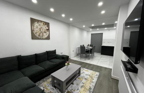 Lovely Home near BHX airport, NEC - Foto 1