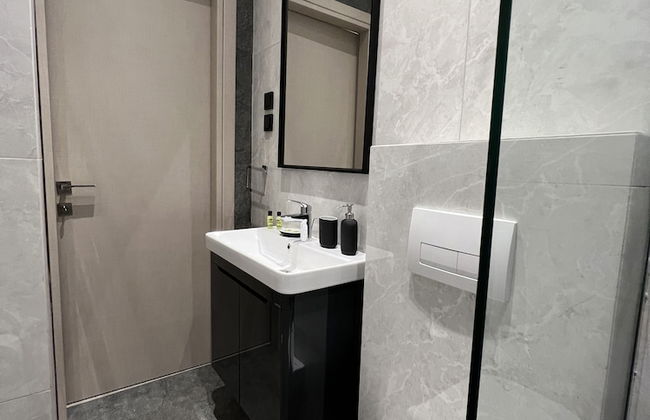 Penthouse & Apartments by the Sea near Airport - Foto 46