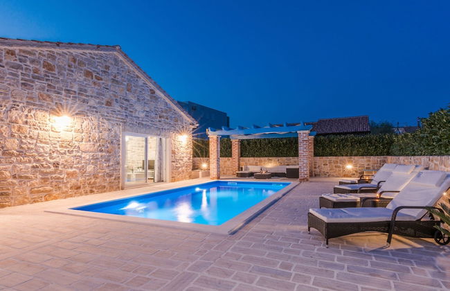 Modern Villa in Sukosan With Private Swimming Pool - Foto 23