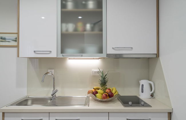 Drop In Split Suites - Photo 8