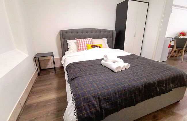 Sky Garden Studios - Photo 34