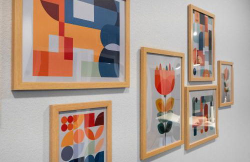 Modern King BR, Sectional, Pool, Gym, Near U of A - Foto 12