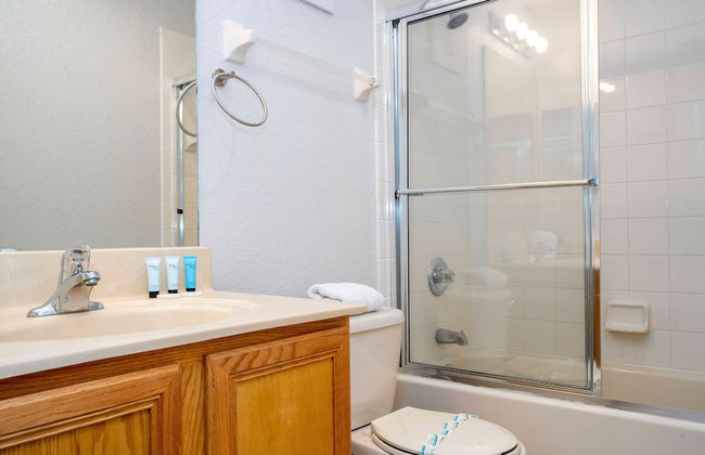 Cozy 4BR Regal Oaks w hot tub - Foto 44