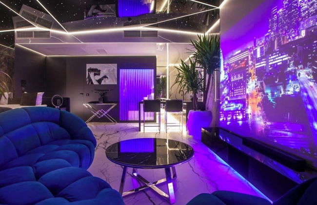 Apartments in Sky Tower with Bathtub near the window - Photo 51