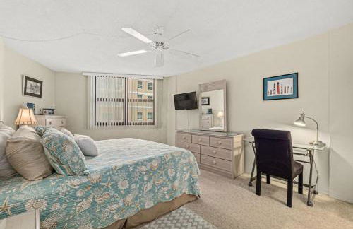 Cozy Ocean Condo with Pool Small Dog Friendly - Foto 28