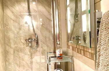 Forest Barn in the national park & near beaches - Foto 9