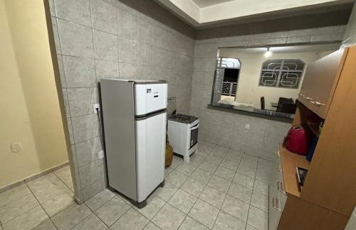 Apartamento amplo perto do shopping e do bododromo - Foto 7