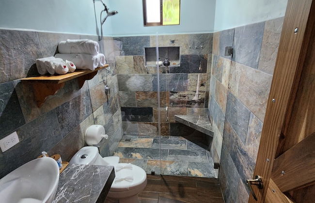 Cabañas Caeli Rainforest Glass Cabin La Perezosa La Fortuna - Foto 31