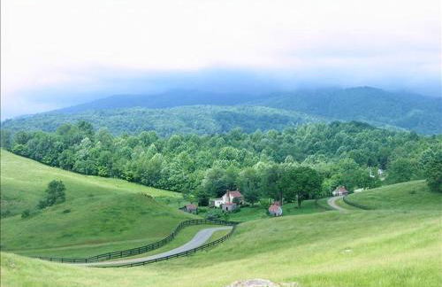 Lovely Cottage on Farm near Shenandoah National Park, Virginia - Foto 26