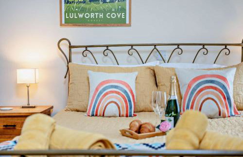 Castle Forge 4-Bedroom Historic Purbeck Forge in Kingston, Corfe Castle, Sleeps 7 - Photo 4