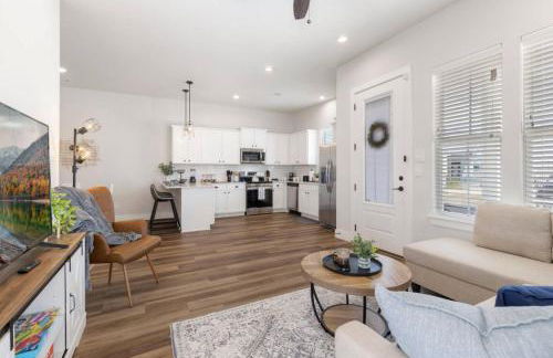 Modern Magnolia Cottage Pool and Gym Access - Foto 30