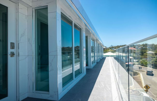 Dolphin Suites - Photo 14