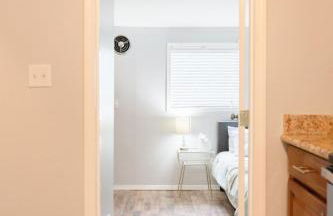 Entire house Pet Friendly w gated backyard Boeing - Foto 8