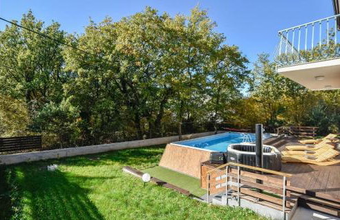 3 Bedroom Awesome Home In Srinjine - Photo 11