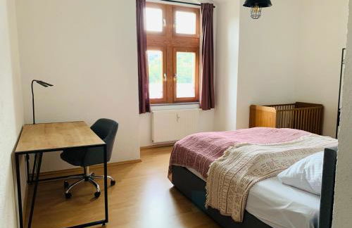 Burg Aue- Ferienwohnungen Erzglück - Familien - im Grünen - zentral - Foto 17