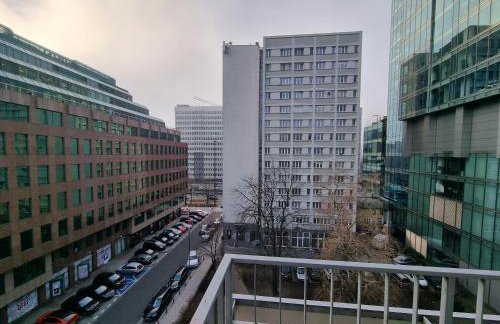 Kawalerka w Centrum Warszawy - 300 metrów od PKiN Self check-in - Foto 7