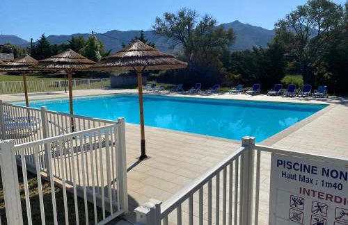 Appartement 2 chambres - Rez-de-jardin - Avec piscine - Foto 1