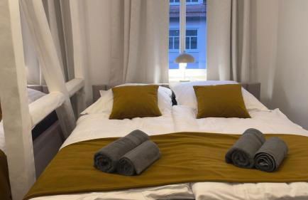 ARYVE Design-Boutique Apartment am Markt von Waltershausen im Thüringer Wald - Design-Interieur, Netflix, WLAN - Foto 7