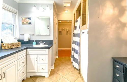 Cardinal Aerie- 5 mins from Rainbow Mountain Hiking Trails - Foto 20