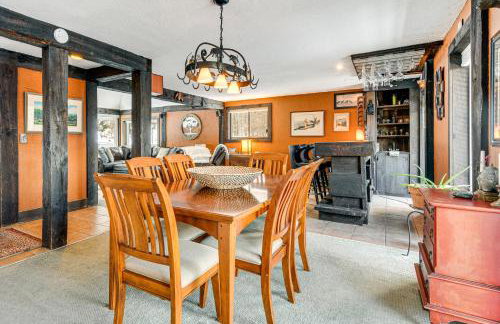 11 Mi to Sugarbush Eclectic Ski House with Hot Tub! - Foto 9