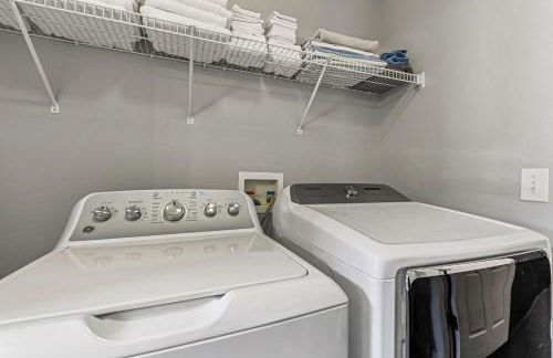 7BDM Prvt Pool Villa - Gated Resort 10min to Disney - Foto 49