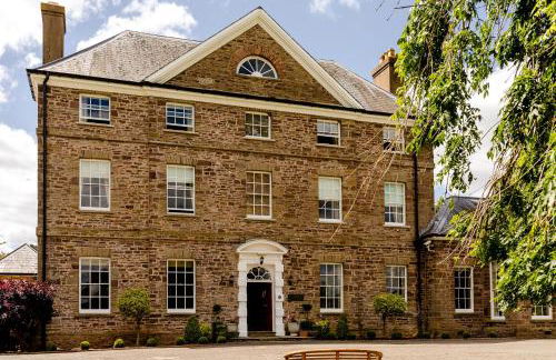 Peterstone Court Country House Restaurant & Spa - Photo 1