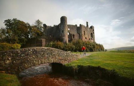 Min Yr Afon, A charming Laugharne Cottage, close to Castle, Estuary & Cafés - Photo 23