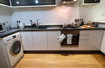 Northampton 2 Bedroom Town Centre Apartment close to University, Hospitals, Brackmills - Foto 6