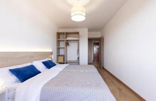 Palms & Pines Apartment, with a pool and marvellous sea view, 10 minutes to the beach - Foto 22