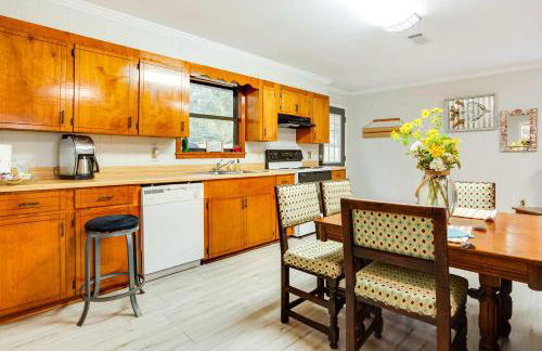 Doyline Cottage with Large Porch and Lake Access! - Foto 12