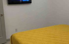 Spacious Getaway! Pool, Spa, Sleeps 9 - Foto 20