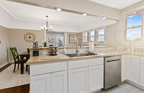 Chic & Spacious Fully Equipped 2BD Apt W/Parking - Foto 12